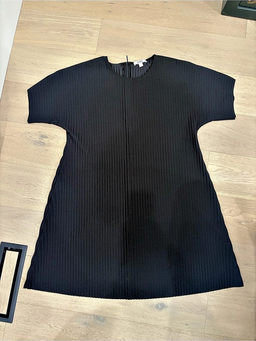 COS Ribbed Mini Dress in Black size Large